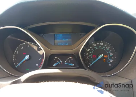 2012 Ford Focus Se z USA, uszkodzony, nr VIN 1FAHP3F23CL469925